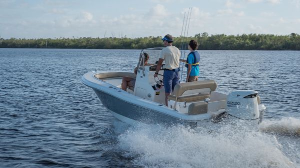 Pioneer 180 Islander