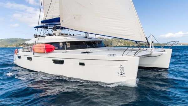 Fountaine Pajot Victoria 67