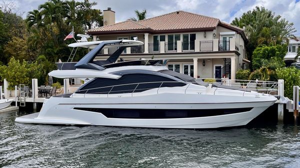 Astondoa 52