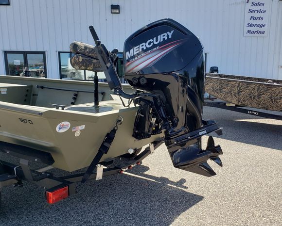 2018 Lund 1870 Predator DLX/Till LA CROSSE, Wisconsin - American Marine