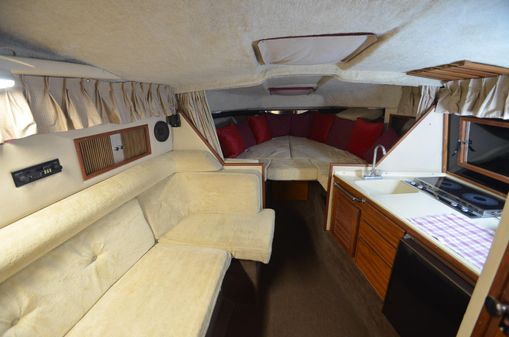 Sea Ray 270 Sundancer image