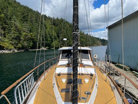 Antigua 58 Pilothouse image