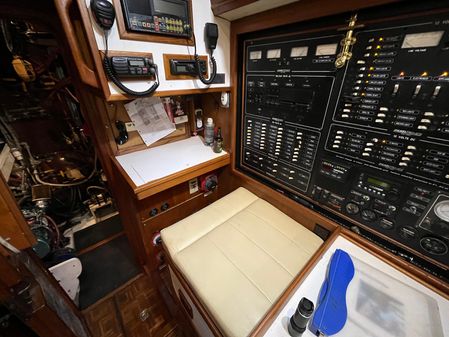 Antigua 58 Pilothouse image