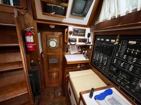 Antigua 58 Pilothouse image