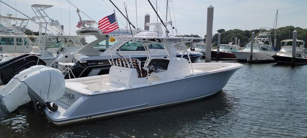 Valhalla Boatworks V-33 Center Console image