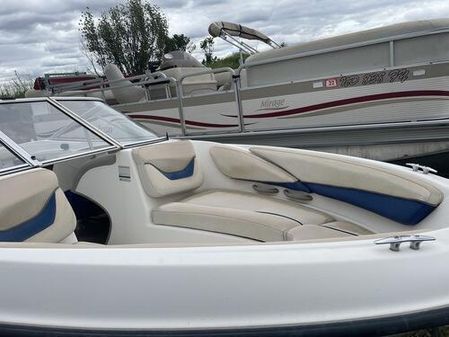 Bayliner 2003 image