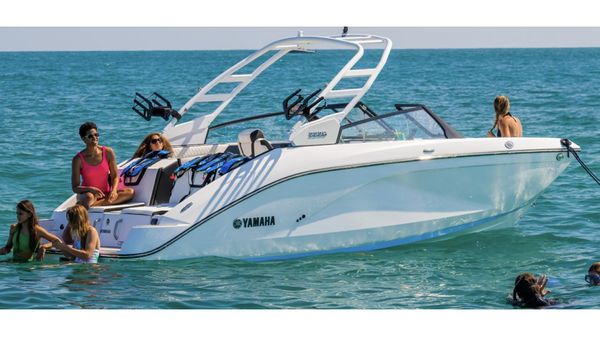 Yamaha Boats 222S 