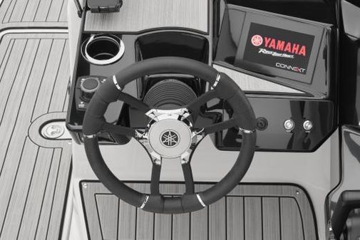 Yamaha-boats 222S image