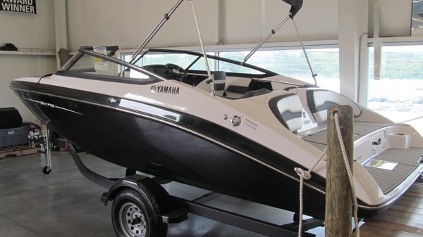 Yamaha-boats SX195 image