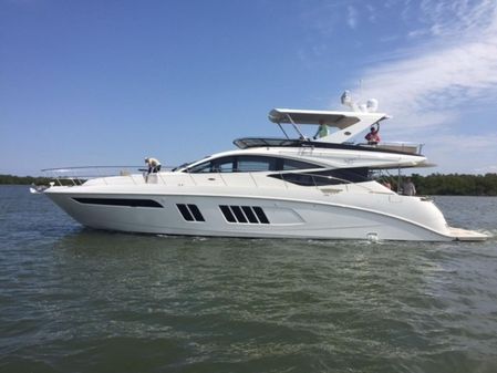 Sea Ray L650 Fly image