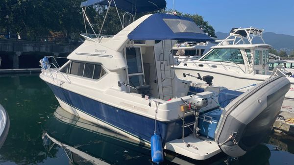 Bayliner Discovery 288 