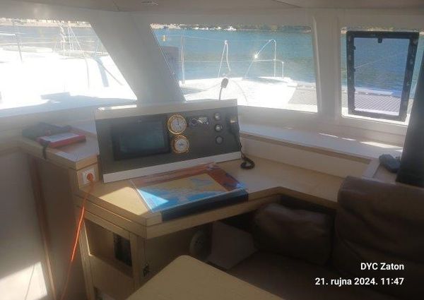 Fountaine Pajot Lucia 40 image