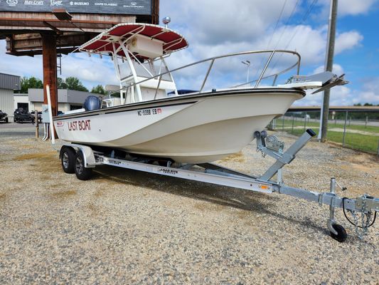 Boston-whaler OUTRAGE-22 - main image