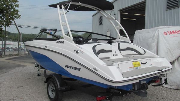 Yamaha-boats AR195 image