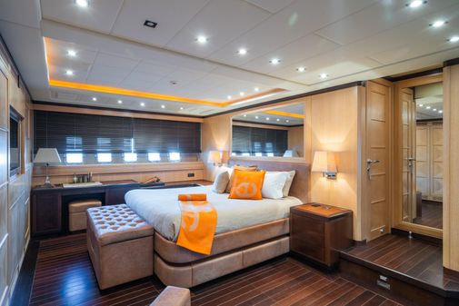 Mangusta 108 image