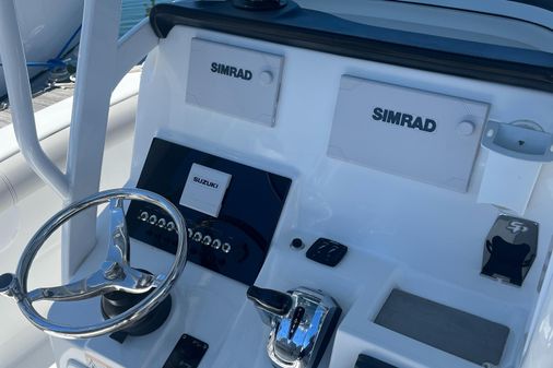 Sea Pro 239 Center Console image