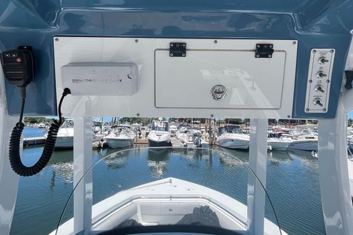 Sea Pro 239 Center Console image