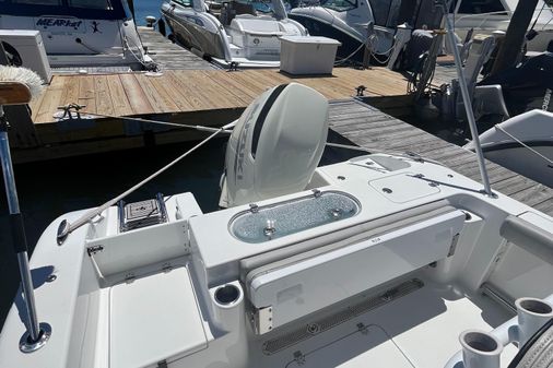 Sea Pro 239 Center Console image