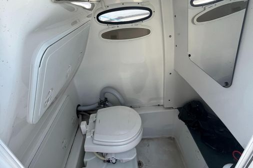 Sea Pro 239 Center Console image