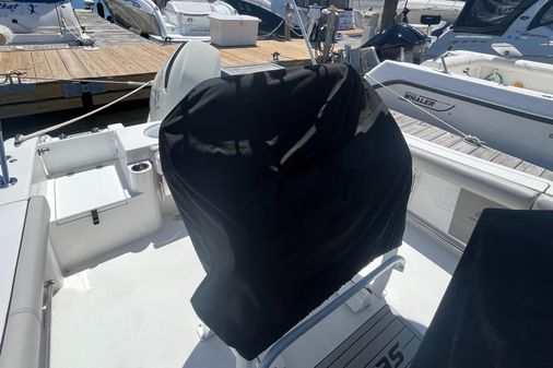 Sea Pro 239 Center Console image