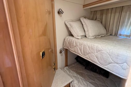 Carver Voyager 57 image