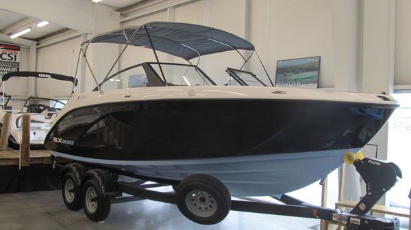 Yamaha Boats SX220 