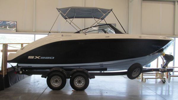 Yamaha-boats SX220 image