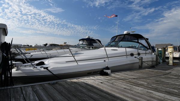 Sea Ray 360 Sundancer 