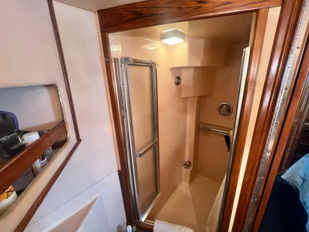 Sea-ray 410-AFT-CABIN image