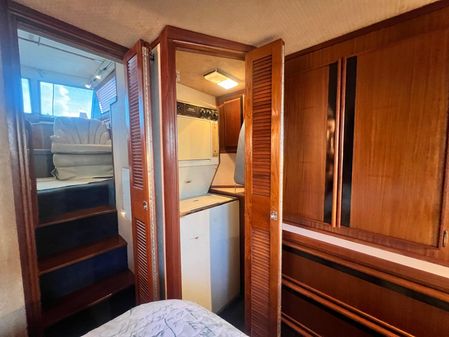 Sea-ray 410-AFT-CABIN image