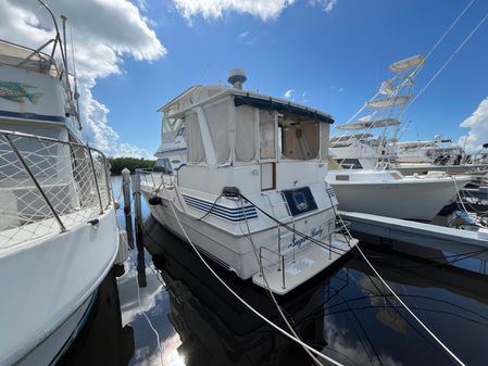 Sea-ray 410-AFT-CABIN image