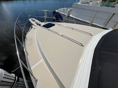 Sea-ray 410-AFT-CABIN image