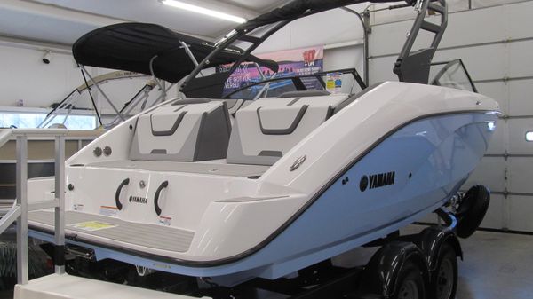 Yamaha-boats AR220 image