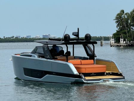 Cranchi A46 Luxury Tender image