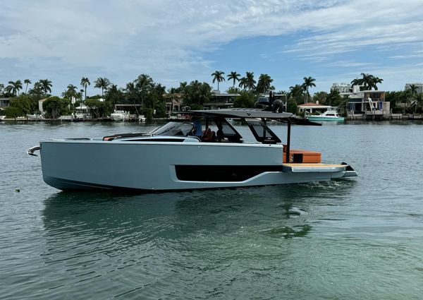 Cranchi A46 Luxury Tender image