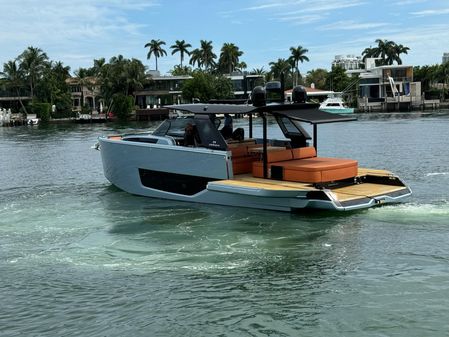 Cranchi A46 Luxury Tender image