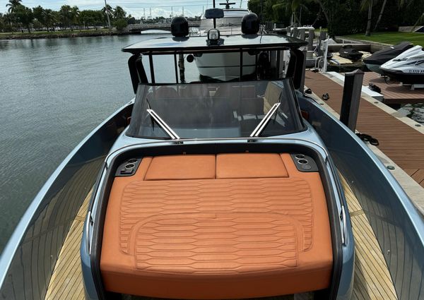 Cranchi A46 Luxury Tender image