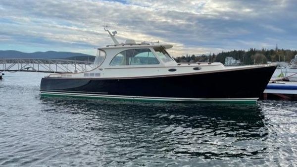 Hinckley Picnic Boat 37 MKIII 