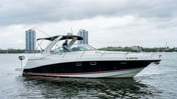 Four Winns 378 Vista 