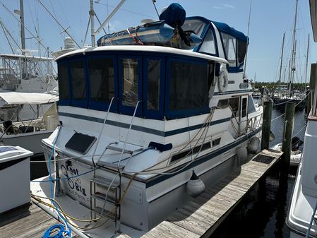 Jefferson 42 SE Sundeck Motor Yacht image