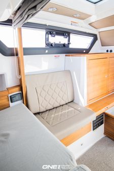 Axopar 37 Aft Cabin image