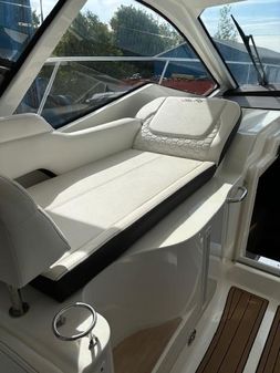 Sea Ray 350 Sundancer Coupe image