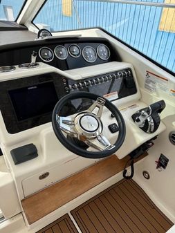 Sea Ray 350 Sundancer Coupe image