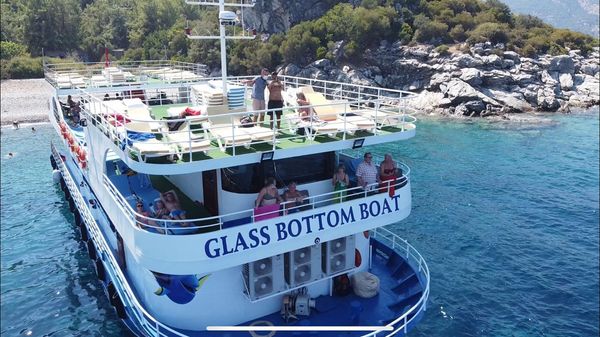 Custom Glass Bottom Boat 