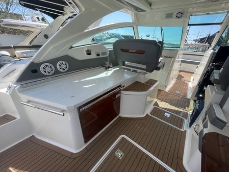 Tiara Sport 38 LX image