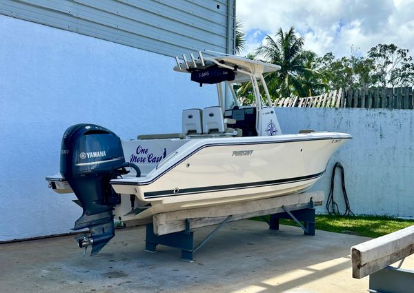 Pursuit C 238 Center Console image