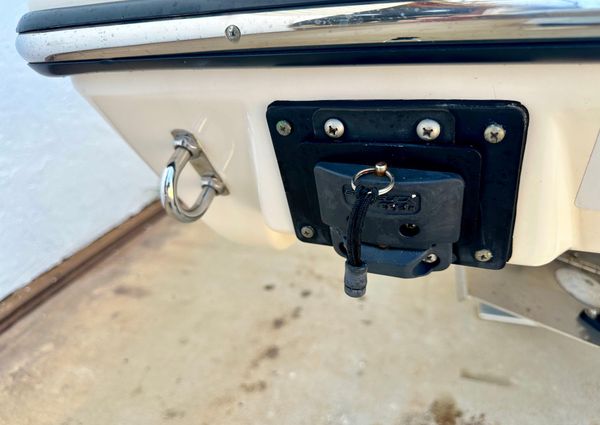 Pursuit C 238 Center Console image