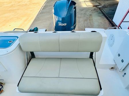 Pursuit C 238 Center Console image