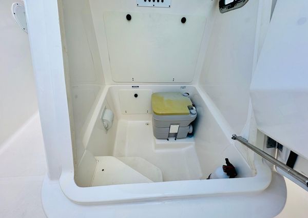 Pursuit C 238 Center Console image