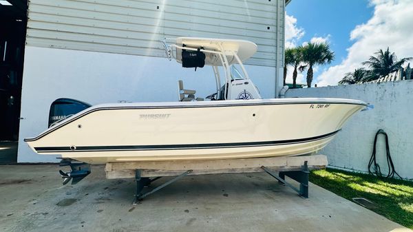 Pursuit C 238 Center Console 